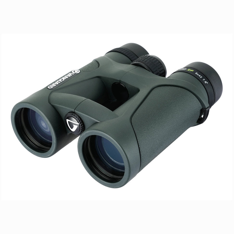 Binoclu Vanguard VEO XF 8X42 din compozit de carbon și etanș 