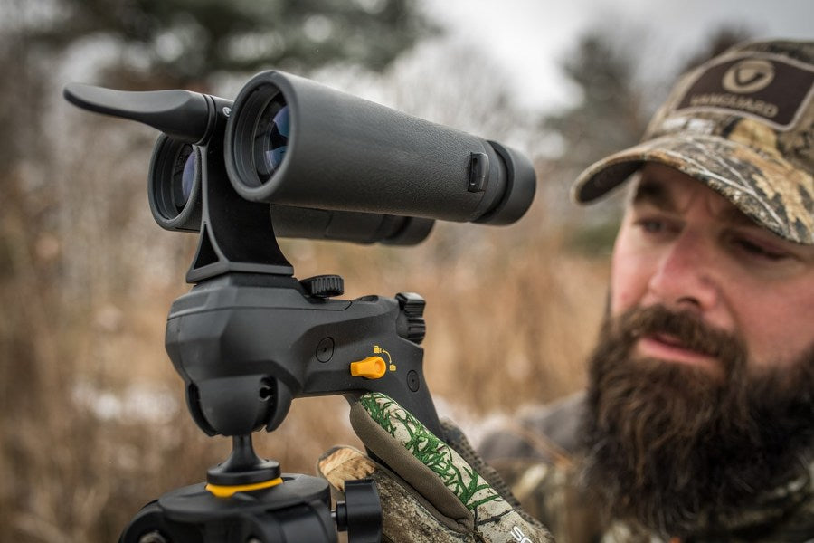 Binoclu Vanguard Vesta 10X42 