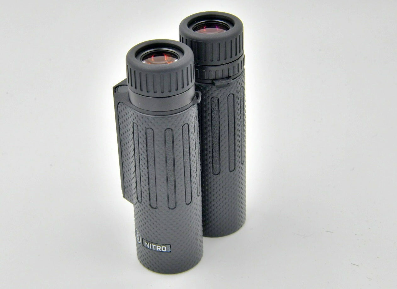 Binoclu Bushnell Nitro 10x25 