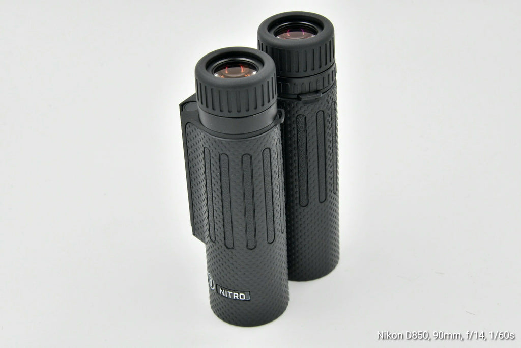 Binoclu Bushnell Nitro 10x25 