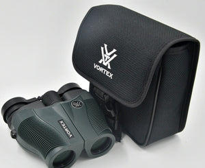 Binocluri Vortex Vanquish 10X26 