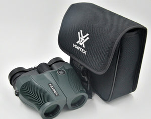 Binocluri Vortex Vanquish 8X26 