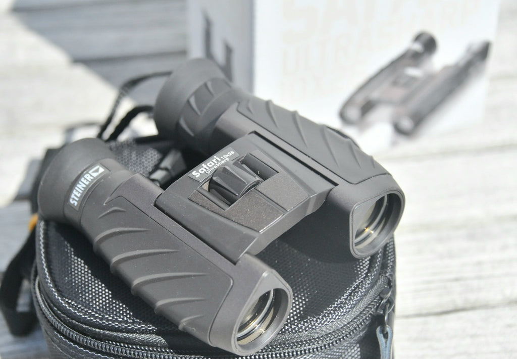 Binoclu Steiner Safari UltraSharp 10X26 