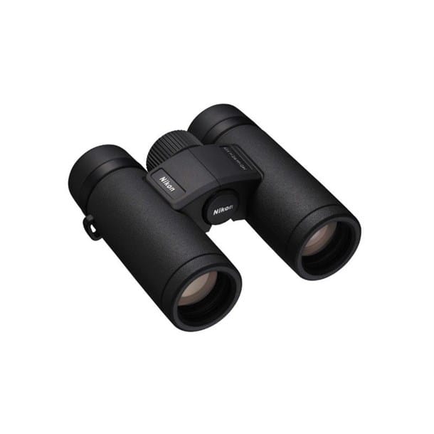 Binoclu Nikon Monarch M7 10x30 