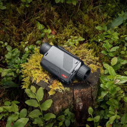Monocular termic Pulsar AXION XG30 Compact și conectat 