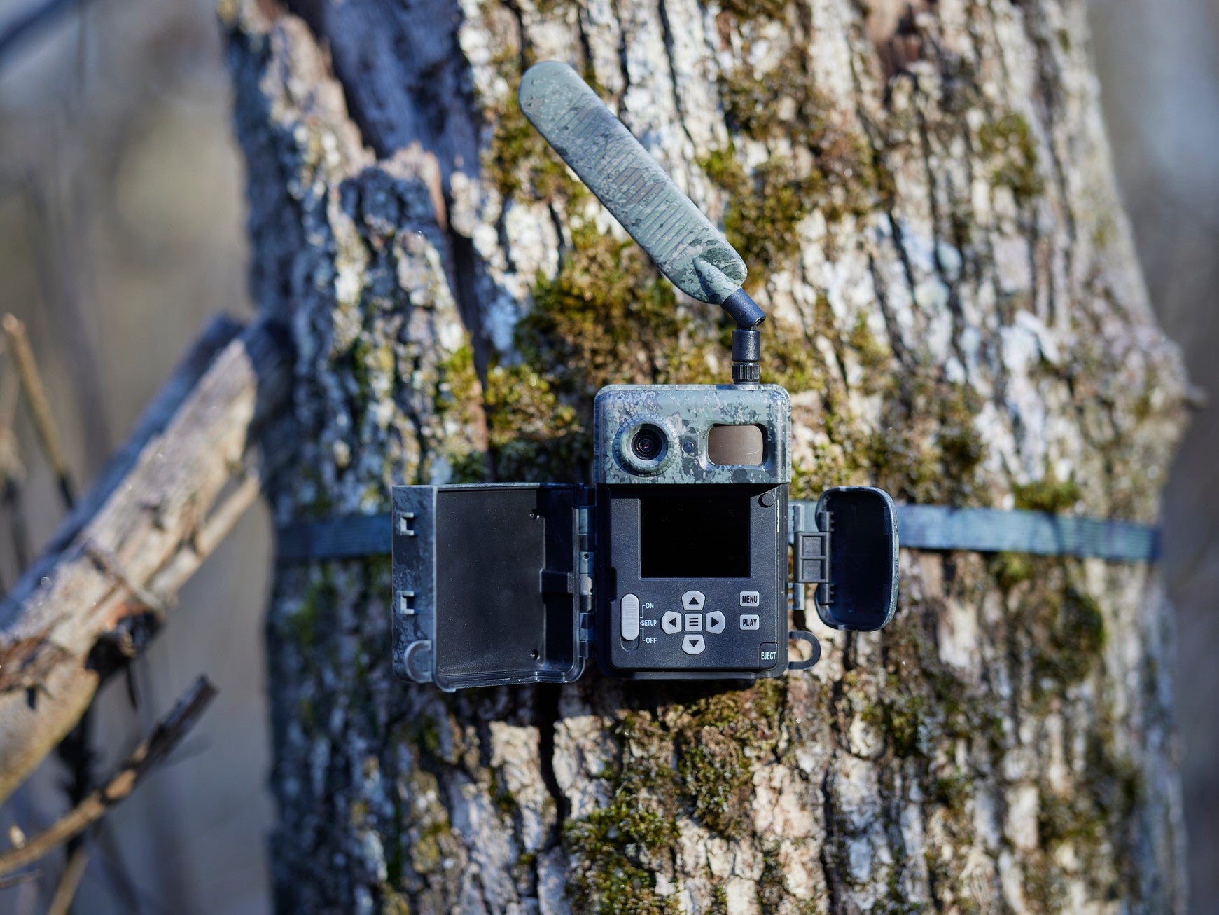 Capcană fotografică ZEISS Secacam 7 conectată 