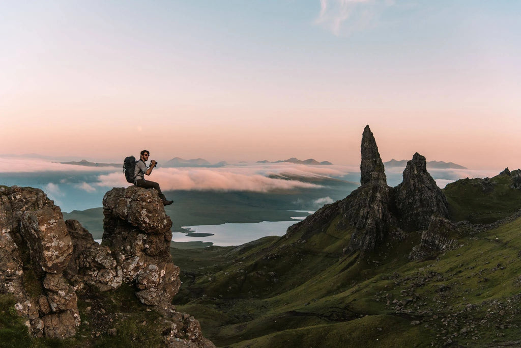 Binoclu Nikon Monarch M7 10X42 