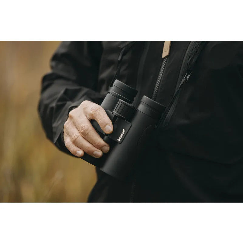 Binoclu Bushnell Engage EDX 8x42 